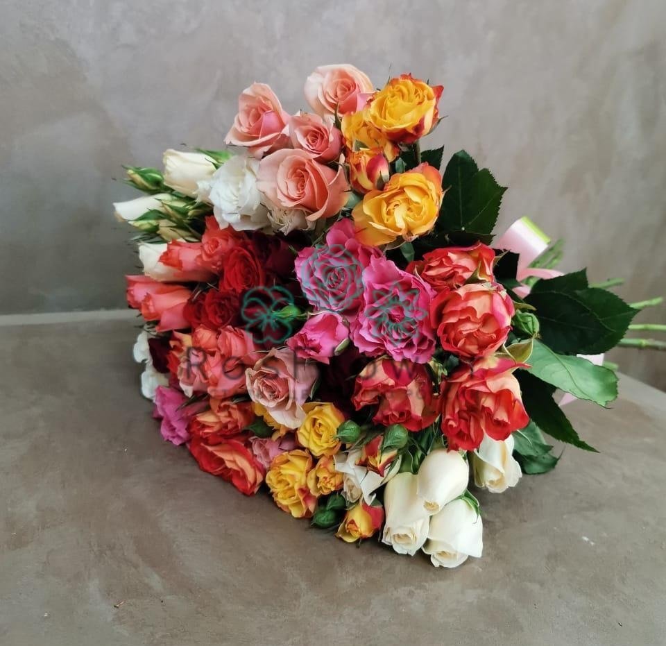 Букет цветов из: Розы в Северской