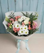 Букет цветов из:  Розы, Лизиантусы и Хризантемы в Северской