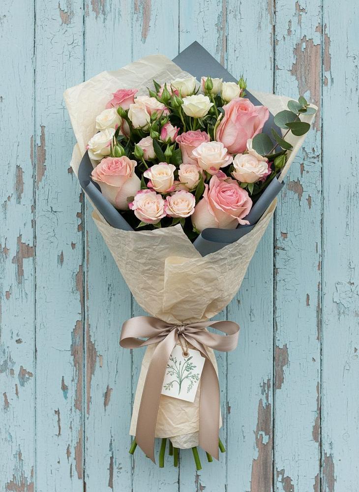 Букет цветов из: Розы в Северской