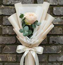 Букет цветов из:  Розы в Северской