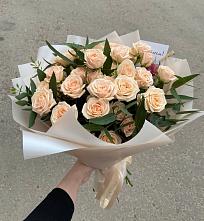 Букет Кремовые розы Латте в Северской