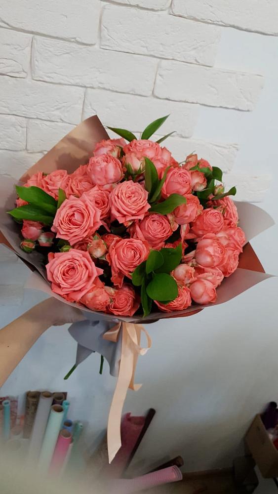 Букет цветов из: Розы в Северской