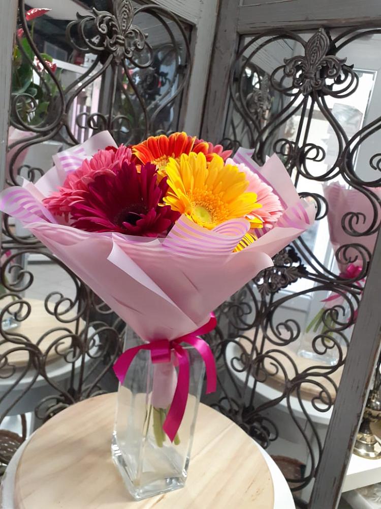 Букет цветов из: Герберы в Северской