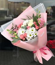 Букет цветов из:  Розы, Лизиантусы и Хризантемы в Северской