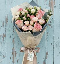 Букет цветов из:  Розы в Северской
