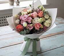 Букет цветов из:  Розы, Лизиантусы и Гвоздики #REPLACE_PRED# Северской