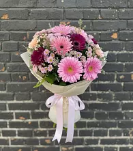 Букет цветов из:  Герберы и Хризантемы #REPLACE_PRED# Северской