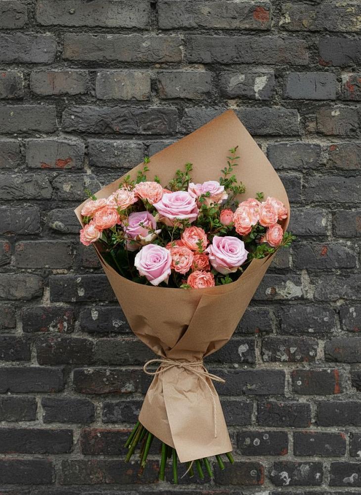 Букет цветов из: Розы в Северской