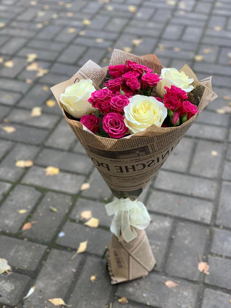 Букет цветов из: Розы в Северской