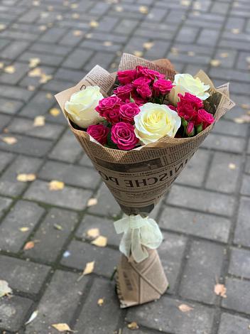 Букет цветов из: Розы в Северской