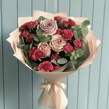Букет цветов из:  Гвоздики и Розы #REPLACE_PRED# Северской
