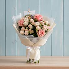 Букет цветов из:  Розы в Северской