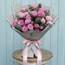 Букет цветов из:  Розы в Северской